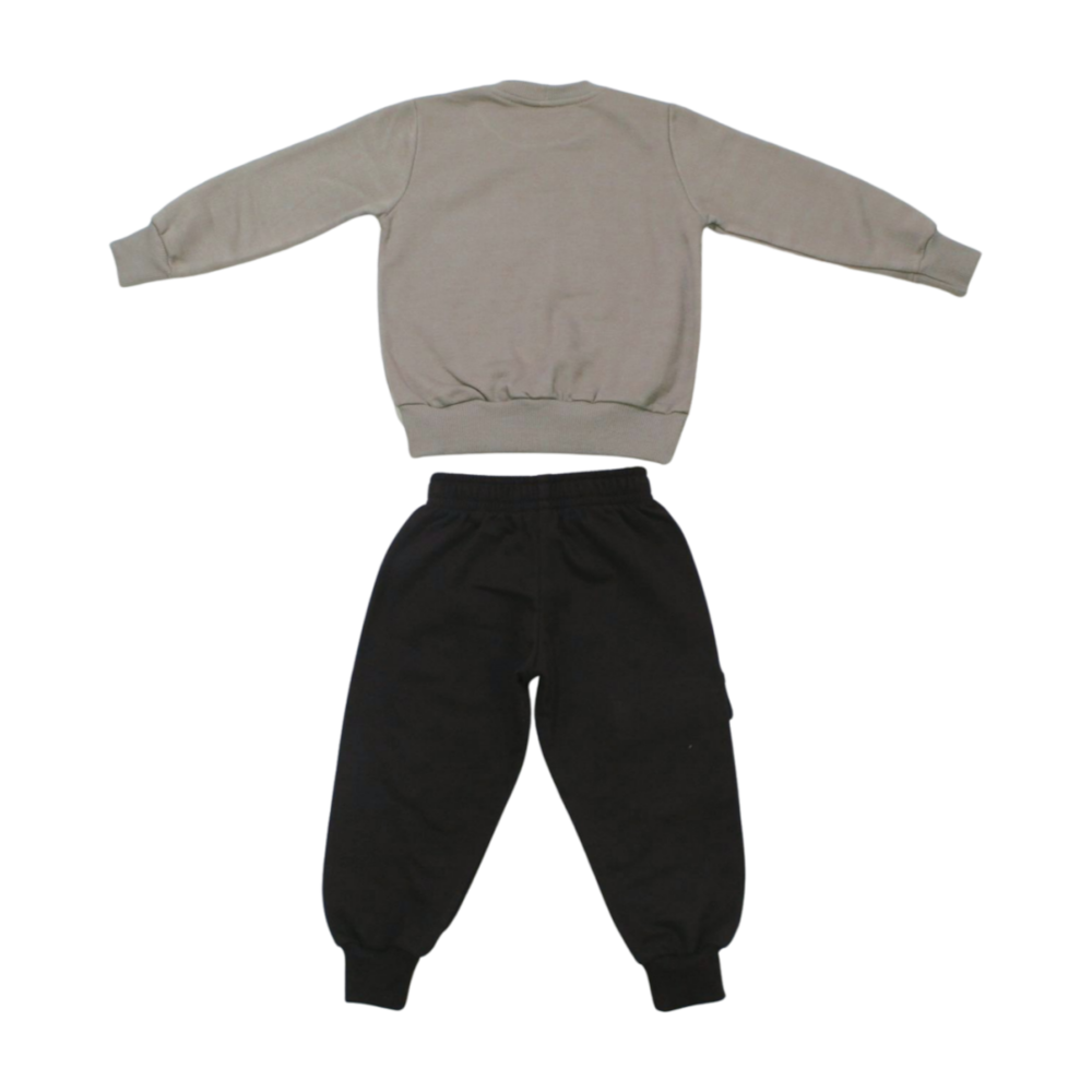 image_a4b80bf1-5b00-4d56-9db2-3e528845476a